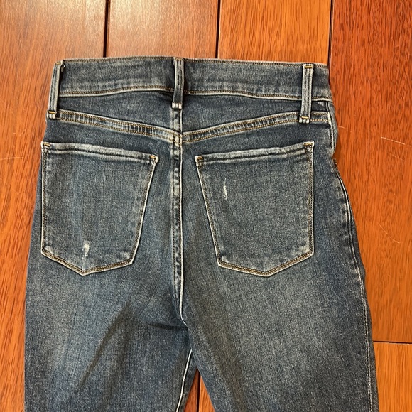 Abercrombie & Fitch High Rise Super Skinny Ankle Jean | size 23/000 - Picture 7 of 7